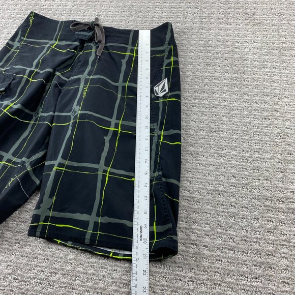 VOLCOM Swim Trunks Men 30 Black Neon Green Plaid MAGU Board Shorts Swimming Suit - Picture 9 of 12
